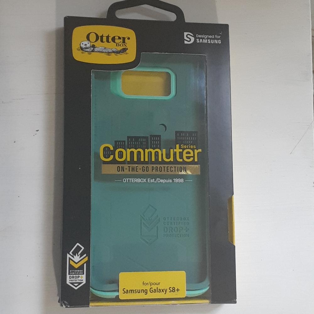 Otter Box. Commuter ON-THE-GO PROTECTION.